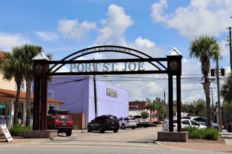 Downtown Port St. Joe - Lively historic district